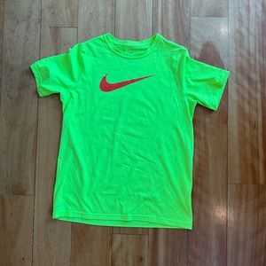 Nike t-shirt